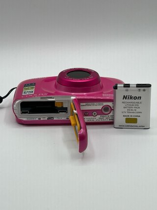Nikon Coolpix W100 Rosa