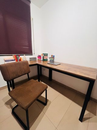 Escritorio Esquinero Industrial en L + Silla