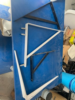 Escuadras para estanterías