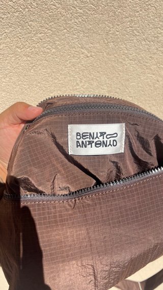 Riñonera Bad Bunny x Zara Marrón