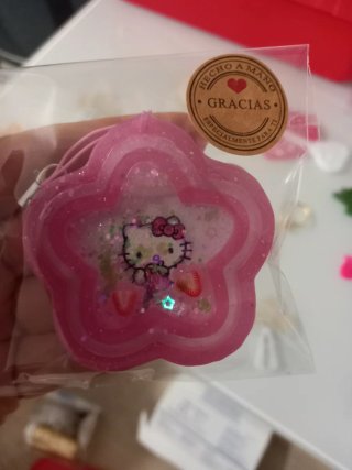 Llavero sensorial Estrella Hello Kitty con Fresas