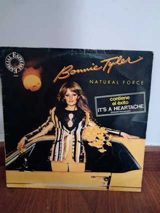 Vinilos de los 80. No son a 1 €. Hazme oferta!