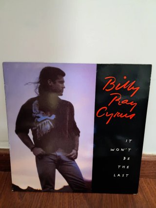 Vinilos de los 80. No son a 1 €. Hazme oferta!
