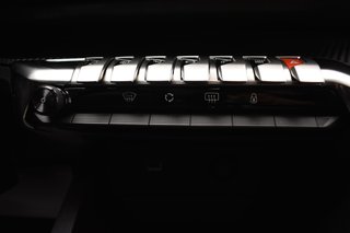 Peugeot 3008 Hybrid 225 e-EAT8 GT