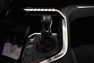 Peugeot 3008 Hybrid 225 e-EAT8 GT