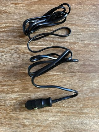 Adaptador Waeco Mobitronic 220-240V a 12V