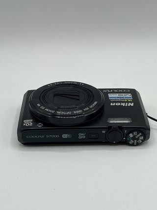 Nikon Coolpix S7000 fotocamera digitale