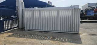 Puerta hierro lacado nueva 5x2 con lamas tipo avio