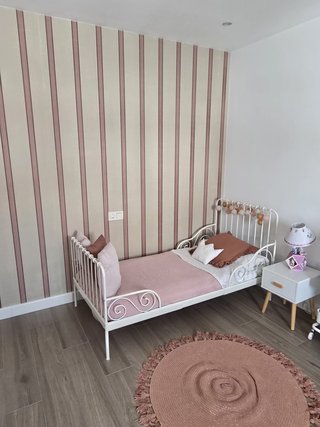 Cama infantil extensible.