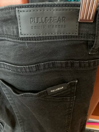 Pantalón vaquero negro Pull&Bear hombre super skin