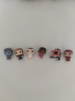 Funkos Stranger Things Kinder Joy (cambio)