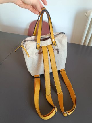 Bolso Mochila Verde y Rosa