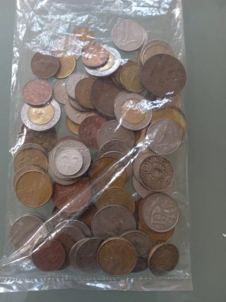 Mix di monete straniere e italiane