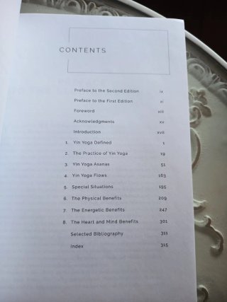 The Complete Guide to Yin Yoga The Philosophy a...