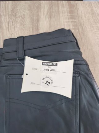 Pantalón American Pro suze 32 equivale aqui la 42