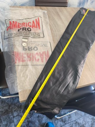 Pantalón American Pro suze 32 equivale aqui la 42