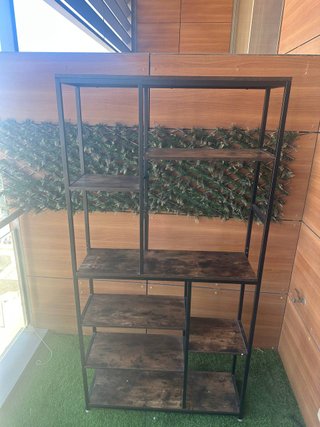Estantería Metálica y Madera