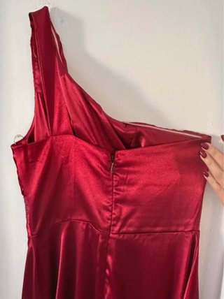 Vestido largo rojo elegante