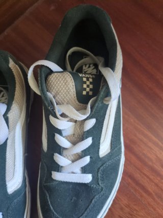 Zapatillas Vans Verde y Beige