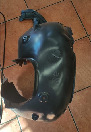 Guardabarros Rueda Delantera Derecha 5E0809958F