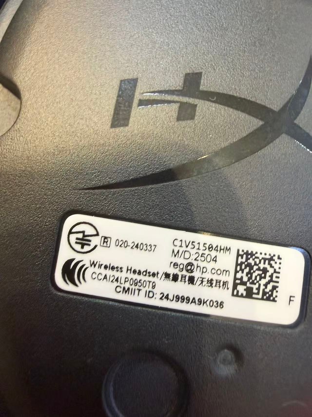 HyperX Cloud III,solo casco