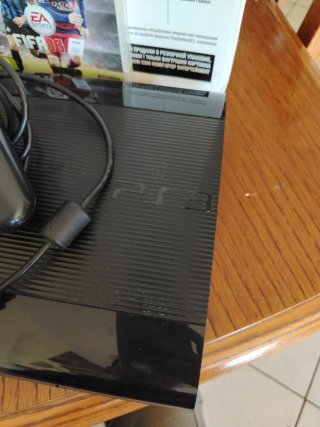 PlayStation 3 + 2 giochi + joystick +cavi