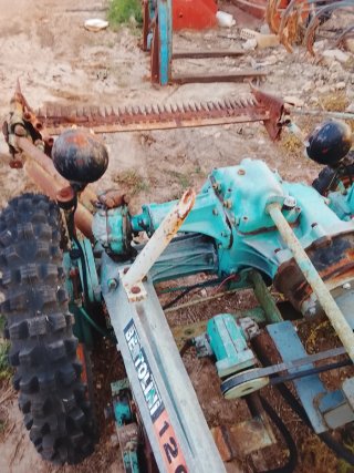 Bertolini 126 Segadora 4 Ruedas Gasolina marcha