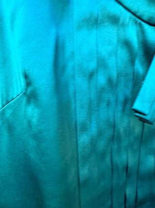 Top HOBB seda verde