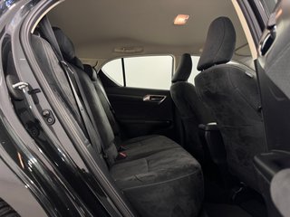 Lexus CT 200h 1.8 136cv Black & Grey