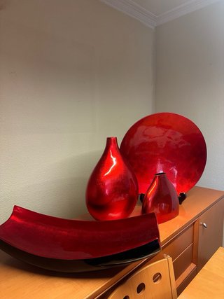 Juego de 2 jarrones metálicos rojos