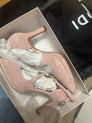 Zapatos Lodi rosa sin usar