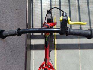 Bicicleta sin pedales Btwin roja