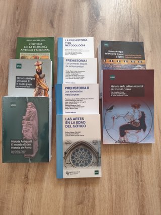 Venta de libros UNED – 1o año (9 libros)