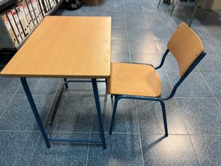 Mesa y  silla de estudio infantil