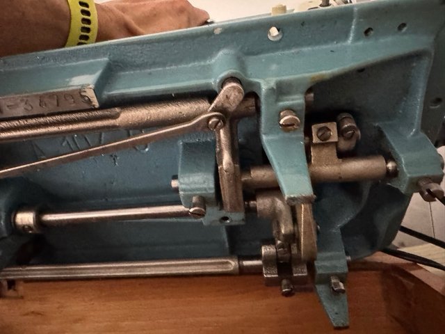 Máquina de coser SIGMA