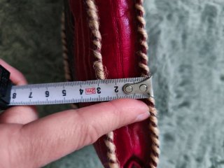 Cartera de cuero repujado artesanal