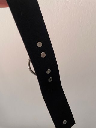 Gargantilla negra con aro plateado