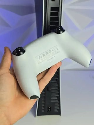 PS5 Slim Digital + Mando PlayStation Blanco
