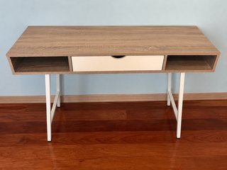 Escritorio moderno madera y metal