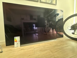 TV LG OLED 65 para piezas o posible reparacion