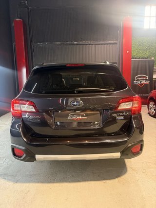 Subaru Outback 2017 “C” Techo/Cuero IMPECABLE!