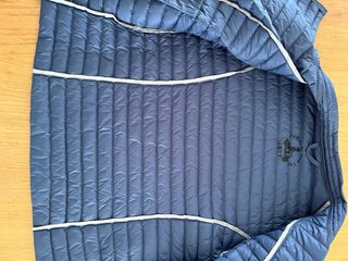 Chaqueta JOTT azul acolchada de primavera