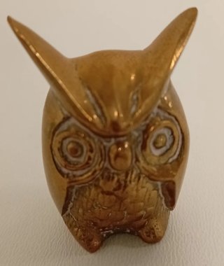 FIGURAS DE BÚHOS DE BRONCE DORADO