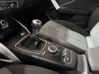 Audi Q2 2020 black line edition nacional