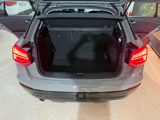 Audi Q2 2020 black line edition nacional