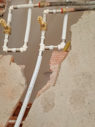 REFORMAS, FONTANERIA, ALBAÑILERIA Y MUCHO MAS..