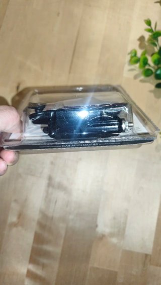 Adaptador/extensor de corriente para el coche