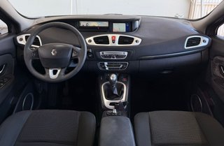 RENAULT GRAND SCÉNIC 7PZ 1.9dCi 130CV MANUAL 5PT