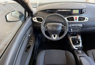 RENAULT GRAND SCÉNIC 7PZ 1.9dCi 130CV MANUAL 5PT