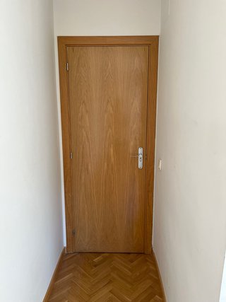 4 Puertas de madera interior
